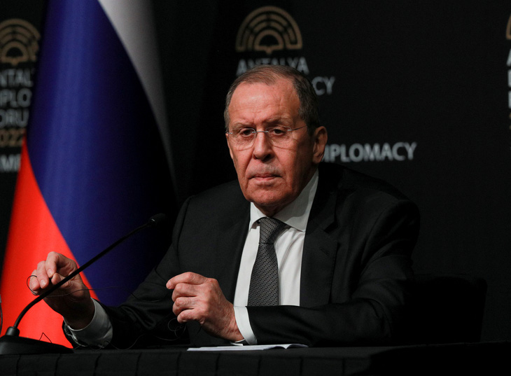 Ngoại trưởng Lavrov: Nga chờ câu trả lời của Ukraine, không tin có chiến tranh hạt nhân - Ảnh 1.