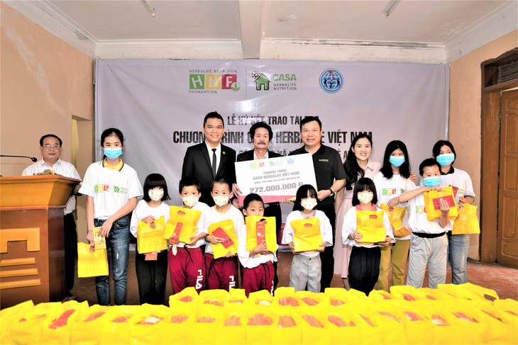 Herbalife Việt Nam hỗ trợ dinh dưỡng cho 1.000 trẻ em có hoàn cảnh khó khăn - Ảnh 1.