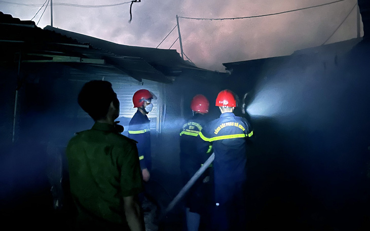 Cháy 64 kiôt trong chợ Thanh Lương, thiệt hại hơn 10 tỉ đồng