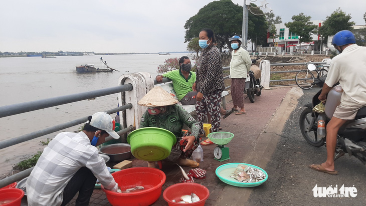 Trung Quốc xả đập thủy điện, mực nước đầu nguồn sông Cửu Long tăng nhẹ - Ảnh 2.