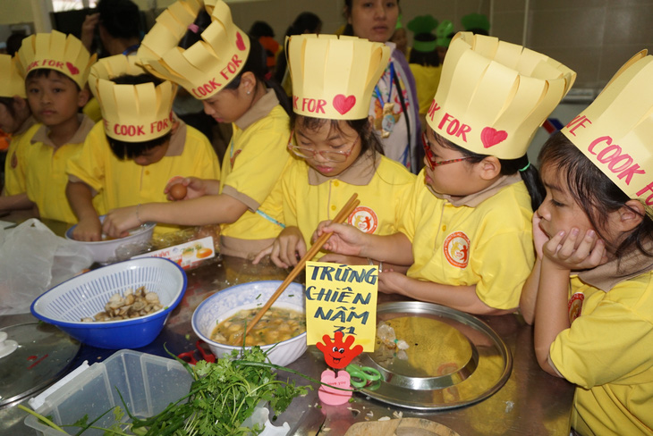 TP.HCM không tổ chức hoạt động ngoại khóa ngoài nhà trường cho đến khi có thông báo mới - Ảnh 1.