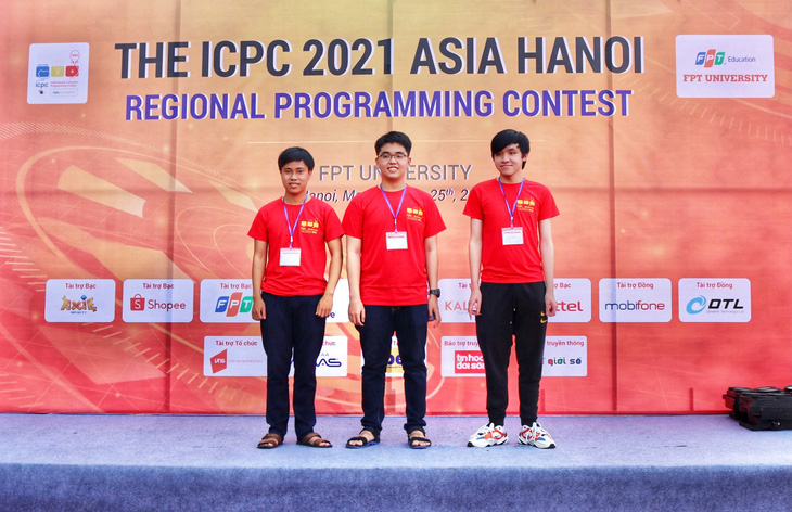 Trường ĐH Khoa học tự nhiên TP.HCM vô địch lập trình viên quốc tế vòng châu Á - Ảnh 1.