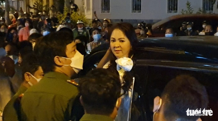 Điều tra người tung tin bà Nguyễn Phương Hằng chỉ bị phạt 1,5 triệu đồng, đã được thả về - Ảnh 1.