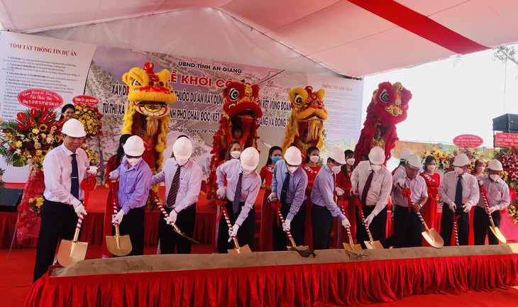 An Giang khởi công tuyến đường liên kết vùng Tây Nam Bộ dài hơn 21km