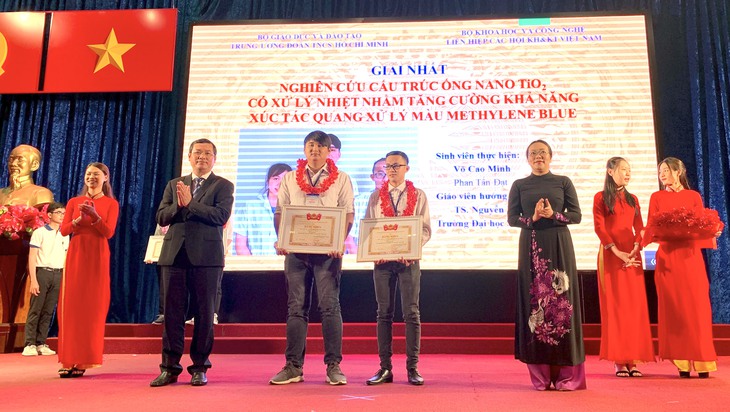Phát động Giải thưởng Khoa học và công nghệ dành cho sinh viên - Ảnh 1.