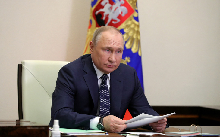 Ông Putin ký sắc lệnh người nước ngoài mua khí đốt phải trả bằng đồng rúp