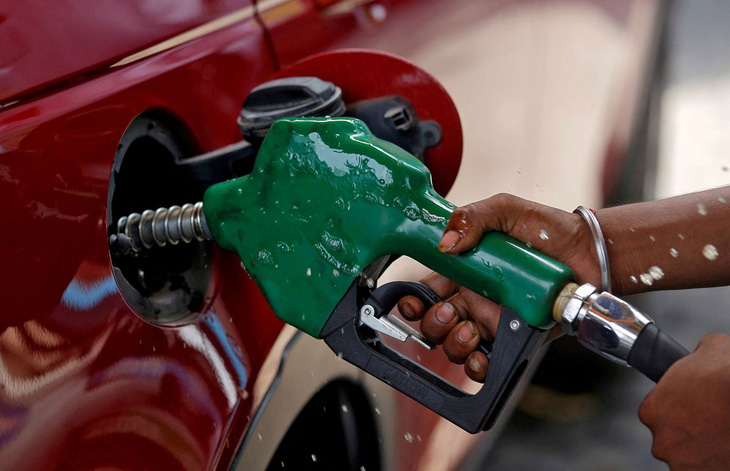 Bloomberg: Nga đề xuất giảm mạnh giá bán dầu cho Ấn Độ - Ảnh 1.