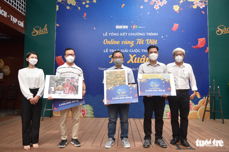 Báo Tuổi Trẻ trao giải cuộc thi ảnh Nụ xuân - Ảnh 4.