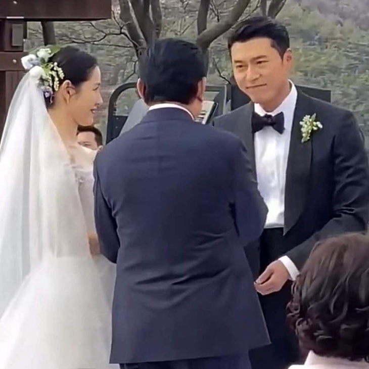 Phát biểu của bố Son Ye Jin và Hyun Bin trong đám cưới là do fan bịa đặt - Ảnh 3.