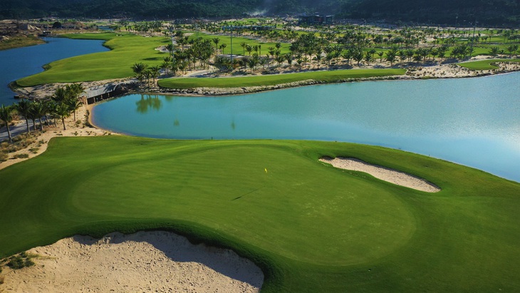 Nara Bình Tiên - sân golf 5 sao đầu tiên tại Ninh Thuận - Ảnh 1.