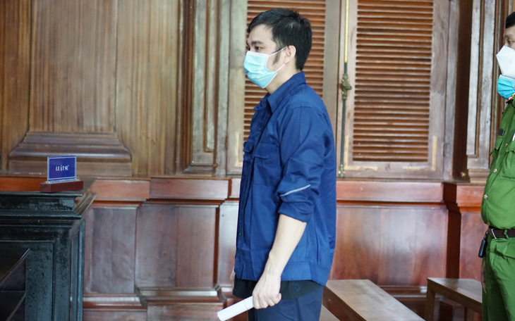 Y án 2 năm tù với bị cáo Lê Chí Thành tội chống người thi hành công vụ