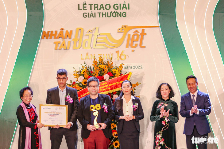 Ứng dụng gọi xe công nghệ Việt giành giải nhất Nhân tài Đất Việt - Ảnh 1.