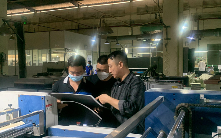 Tin sáng 5-5: Xử phúc thẩm vụ bán rẻ cổ phần tại TP.HCM; Shinhan Hàn Quốc mua 10% Tiki Việt Nam