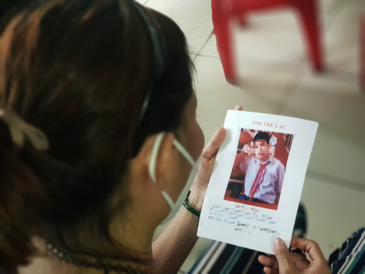 Một gia đình ở Bình Tân 20 ngày nay mất liên lạc với con trai 13 tuổi - Ảnh 1.