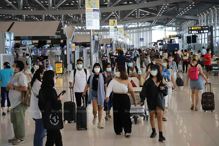 Từ 1-5, Thái Lan bỏ xét nghiệm với khách có hộ chiếu vắc xin COVID-19 - Ảnh 1.
