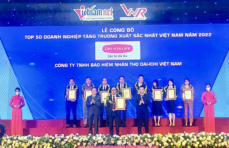 Dai-ichi Life Việt Nam vào Top 50 Doanh nghiệp tăng trưởng xuất sắc nhất Việt Nam - Ảnh 1.