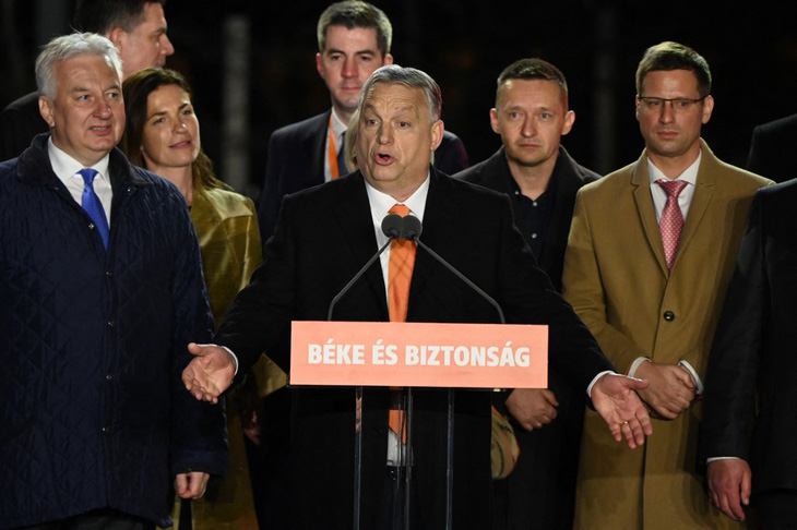 Tổng tuyển cử ở Serbia và Hungary: Ông Vucic và ông Orban tuyên bố chiến thắng - Ảnh 2.