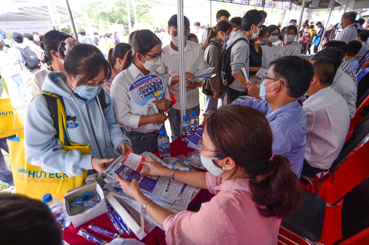 Ngày hội tư vấn tuyển sinh - hướng nghiệp tại TP.HCM: Đã có 175 gian tư vấn đăng ký tham gia - Ảnh 1.