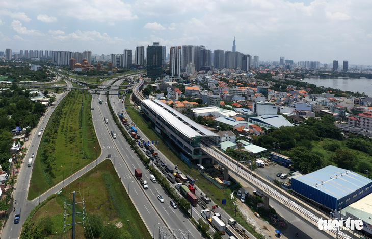 TP.HCM phê duyệt 1.669 tỉ khôi phục dịch vụ tư vấn metro số 1 - Ảnh 1.