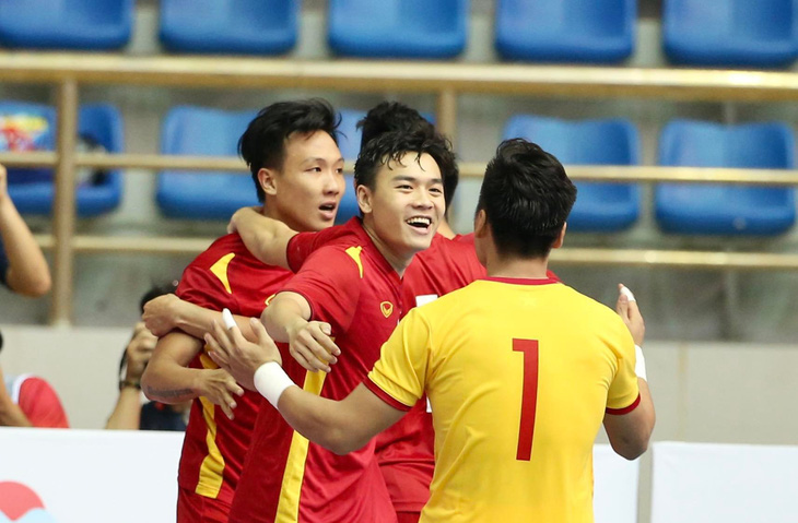 Futsal Việt Nam hòa Indonesia ở trận ra quân tại SEA Games 31 - Ảnh 1.