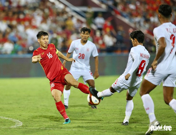 Đánh bại Myanmar, U23 Việt Nam đặt một chân vào bán kết SEA Games 31 - Ảnh 1.