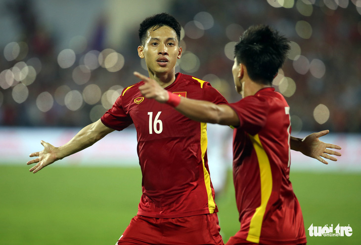 Tiền vệ Hùng Dũng: U23 Việt Nam vẫn còn nhiều thiếu sót - Ảnh 1.