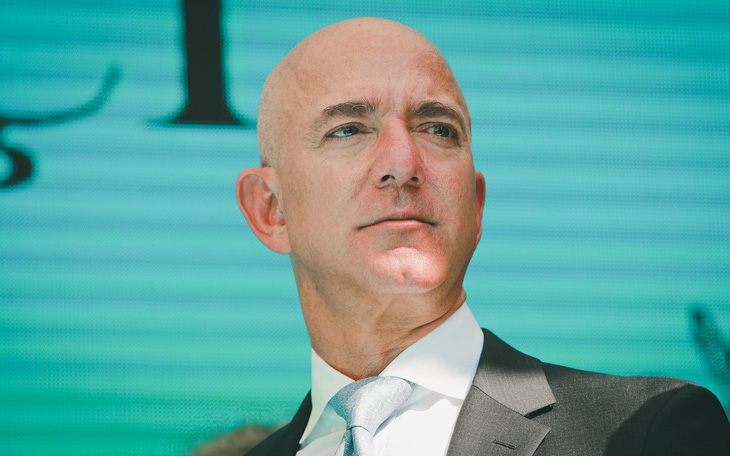 Tỉ phú Bezos 