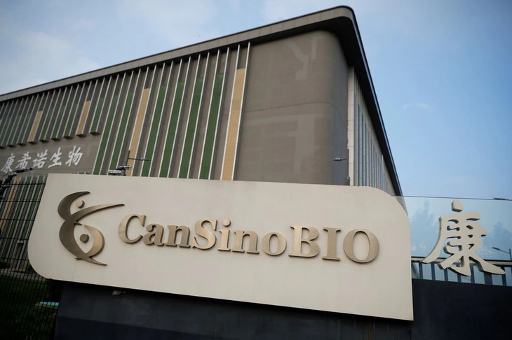 WHO cấp phép khẩn cấp vắc xin CanSinoBIO của Trung Quốc - Ảnh 1.