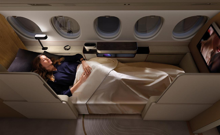 Khoang máy bay hạng thương gia như phòng ngủ hạng sang cho khách nhà giàu - Ảnh 2.