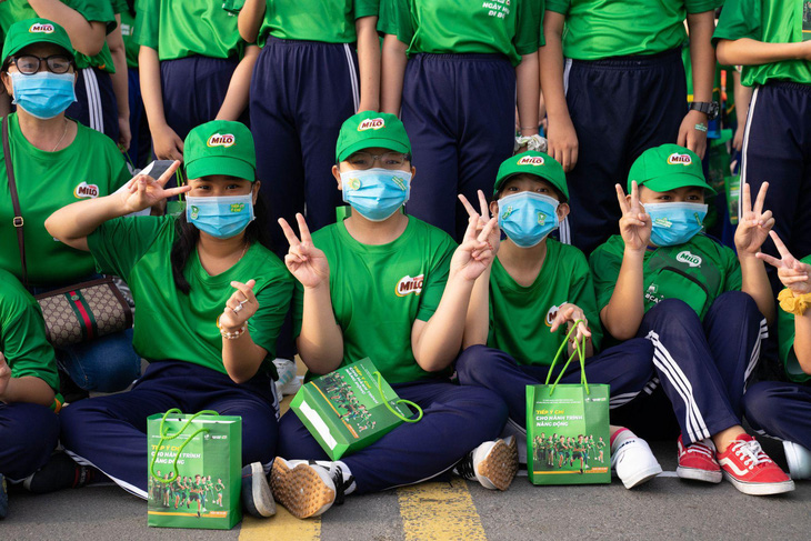 Hàng ngàn học sinh Khánh Hòa được tiếp ý chí tại Ngày hội đi bộ MILO 2022 - Ảnh 8.