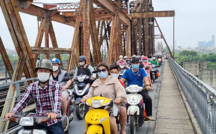 Cầu Long Biên hư hỏng nặng, Hà Nội lập tổ chuyên gia sửa chữa