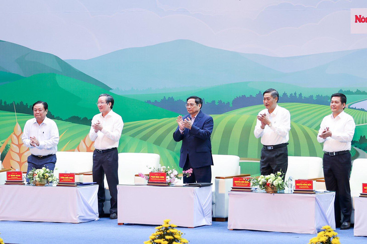 Thủ tướng đối thoại với nông dân: Hơn 1.600 câu hỏi, đề xuất, kiến nghị - Ảnh 1.