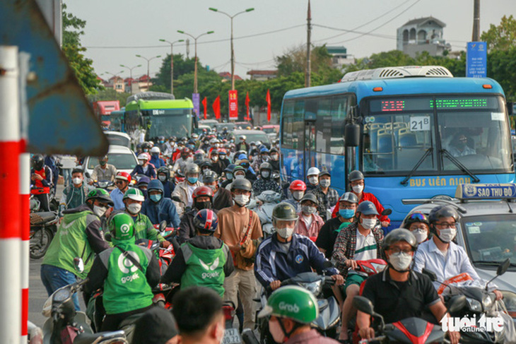 104 vụ tai nạn giao thông làm chết 55 người trong kỳ nghỉ lễ - Ảnh 1.