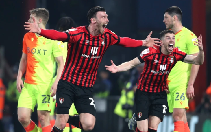 Tiền đạo dự bị đưa CLB Bournemouth trở lại Premier League