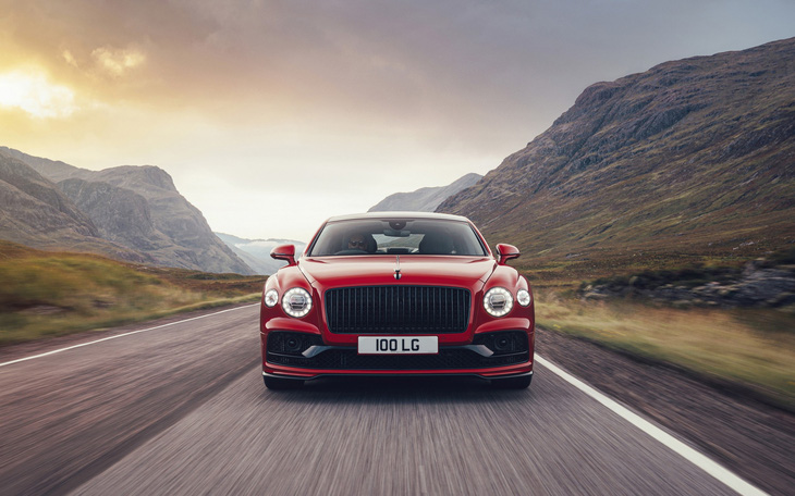 Nghịch lý của Bentley: Bán ít xe hơn, kiếm nhiều tiền hơn