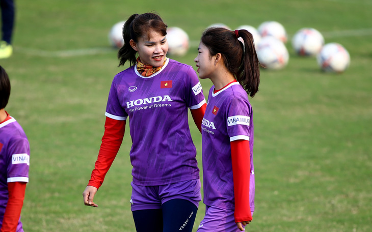 Đội tuyển nữ Việt Nam rèn lối chơi cổ điển cho SEA Games 31