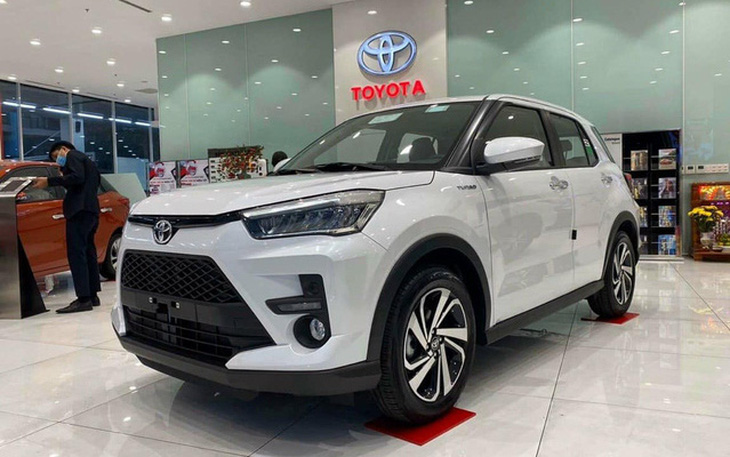 Dân buôn găm Toyota Raize bán gần 600 triệu đồng ngang Kia Seltos, vẫn 