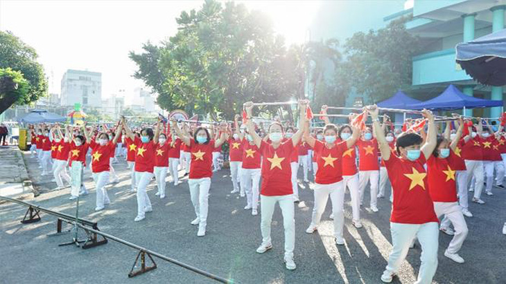 Khởi động chuỗi ngày hội ‘Sống khỏe, sống thanh xuân’ hướng đến người cao tuổi cả nước - Ảnh 2.