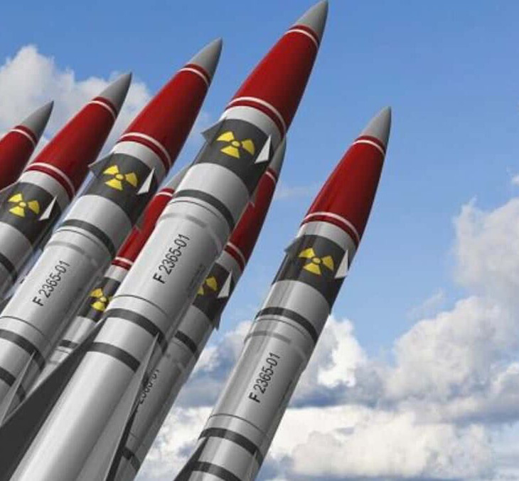Chuyên gia: Chiến sự Ukraine có thể thúc đẩy cuộc đua vũ khí hạt nhân - Ảnh 1.