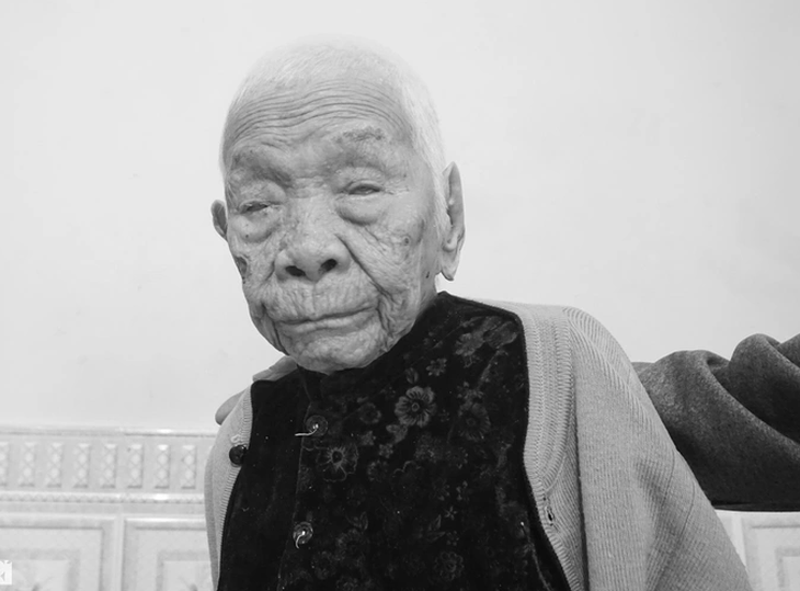 Về chịu tang bà nội 111 tuổi là Mẹ Việt Nam anh hùng, cháu trai tử nạn - Ảnh 2.
