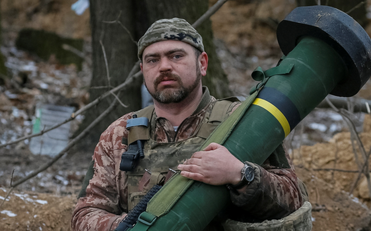 Mỹ giao Ukraine tên lửa Javelin không kèm chỉ dẫn nên 