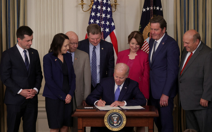 Ông Biden tin Mỹ sẽ vượt qua lạm phát an toàn