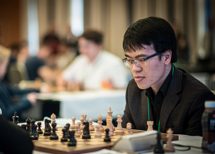 Hòa hạt giống số 1, Lê Quang Liêm mất vị trí dẫn đầu Prague Chess Festival - Ảnh 1.