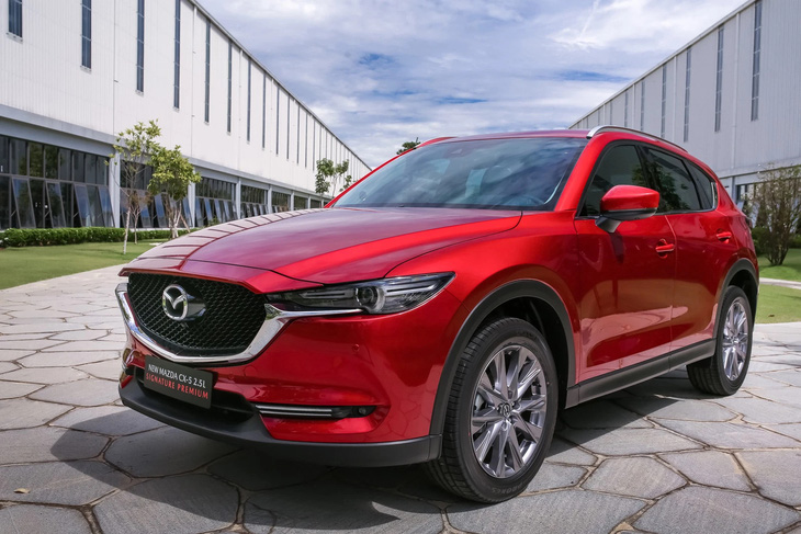Chậm lên đời, Mazda CX-5 vẫn đạt doanh số bằng CR-V, Tucson, Outlander gộp lại - Ảnh 1.