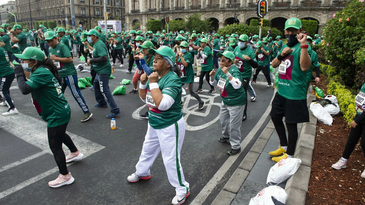 Mexico City lập kỷ lục Guinness với lớp học quyền anh hơn 14.000 người - Ảnh 1.