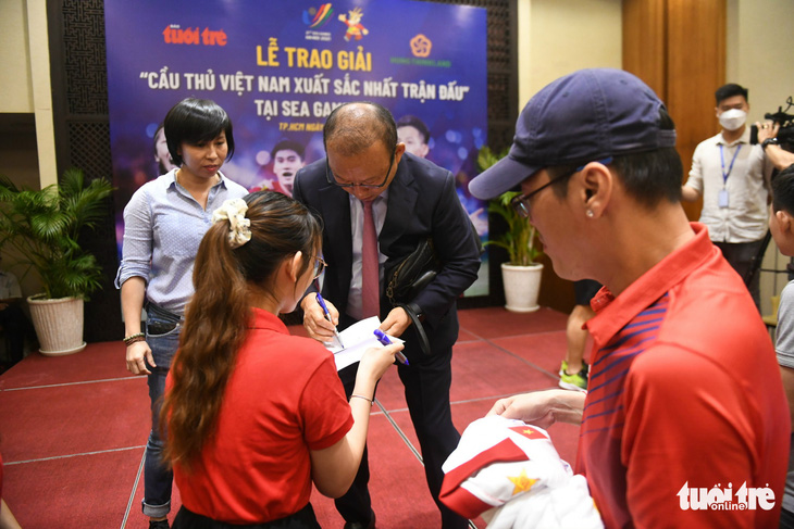 HLV Park Hang Seo: U23 Việt Nam sẽ thắng U23 Thái Lan 1-0 vào tối nay - Ảnh 10.