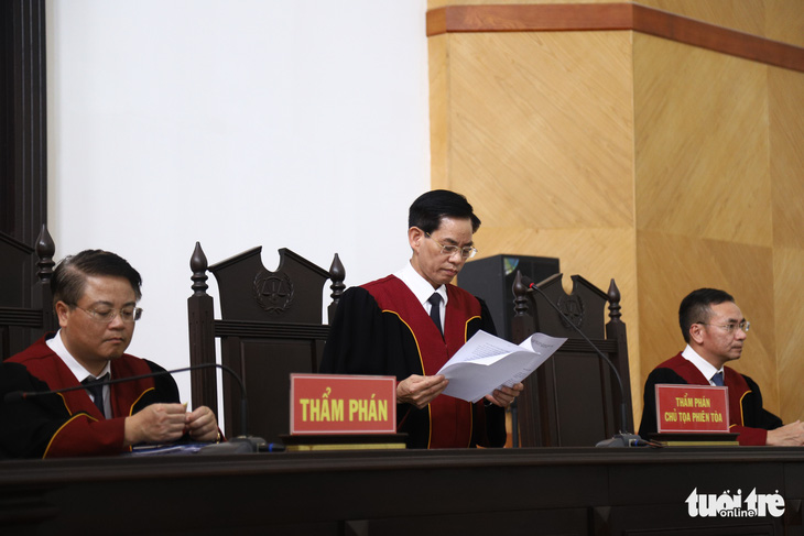 Nộp đủ 25 tỉ khắc phục hậu quả, cựu chủ tịch Hà Nội Nguyễn Đức Chung được giảm 3 năm tù - Ảnh 2.