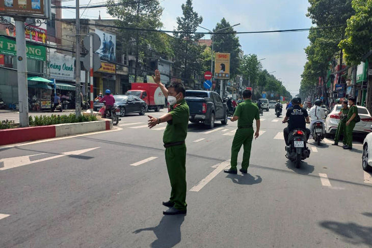 Bắt 7 nghi phạm liên quan vụ bắn chết người giữa trung tâm thành phố Biên Hòa - Ảnh 1.