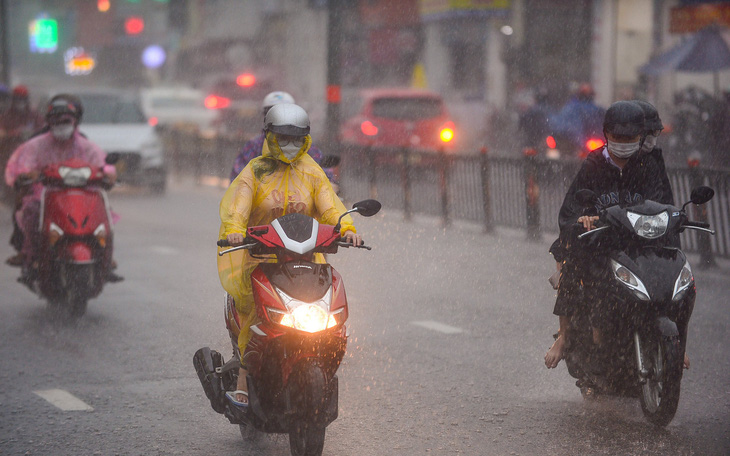 Thời tiết hôm nay 28-6: Nam Bộ mưa sớm, Bắc Bộ ngày nắng, chiều mưa