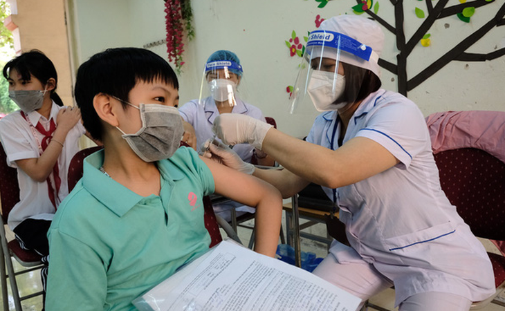 Tin sáng 5-6: Giá vé máy bay nhích từng ngày; Hà Nội còn 108 ca COVID-19 điều trị ở bệnh viện - Ảnh 3.